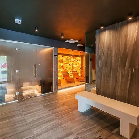 Faro Kasprowicza 20 B-c Basen Sauny Jacuzzi 公寓 *